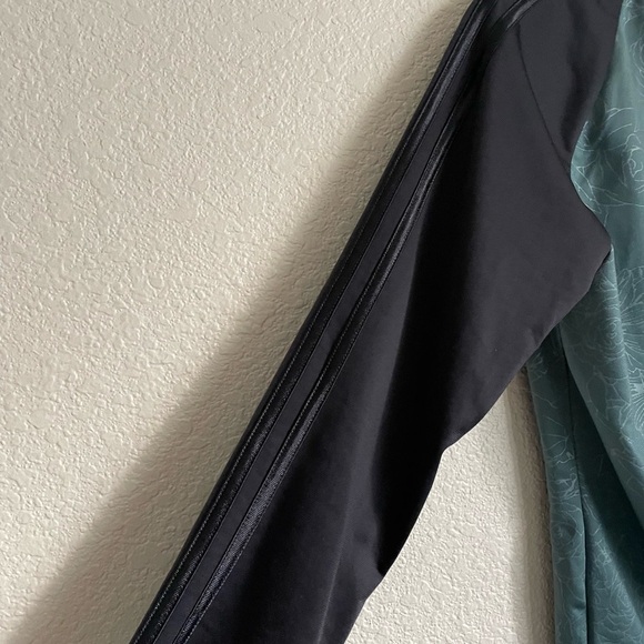 Adidas Women’s Firebird Floral Embossed Track Jacket S - Picture 6 of 11